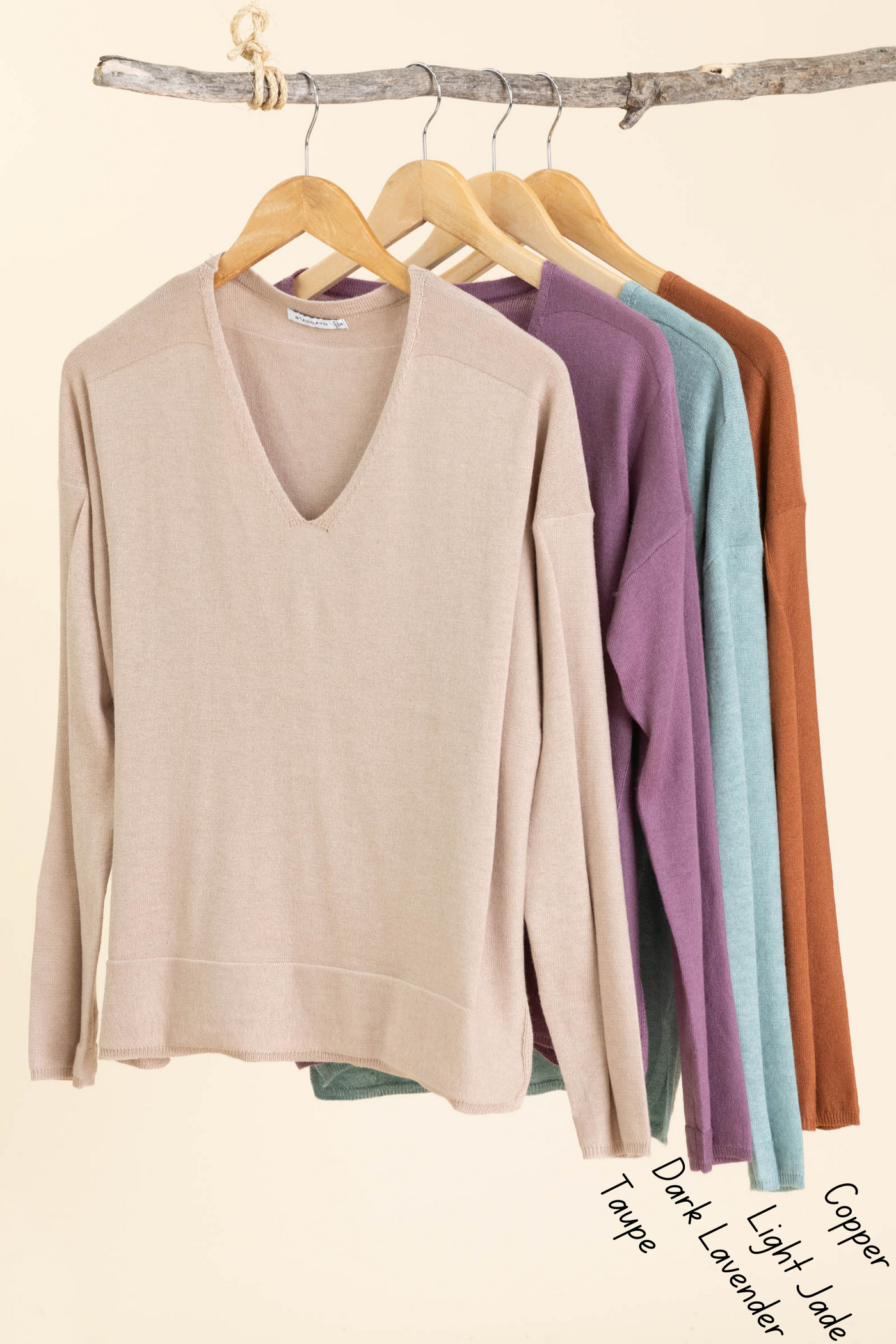 Lightweight V-Neck Two Tone Detail Knit Tops