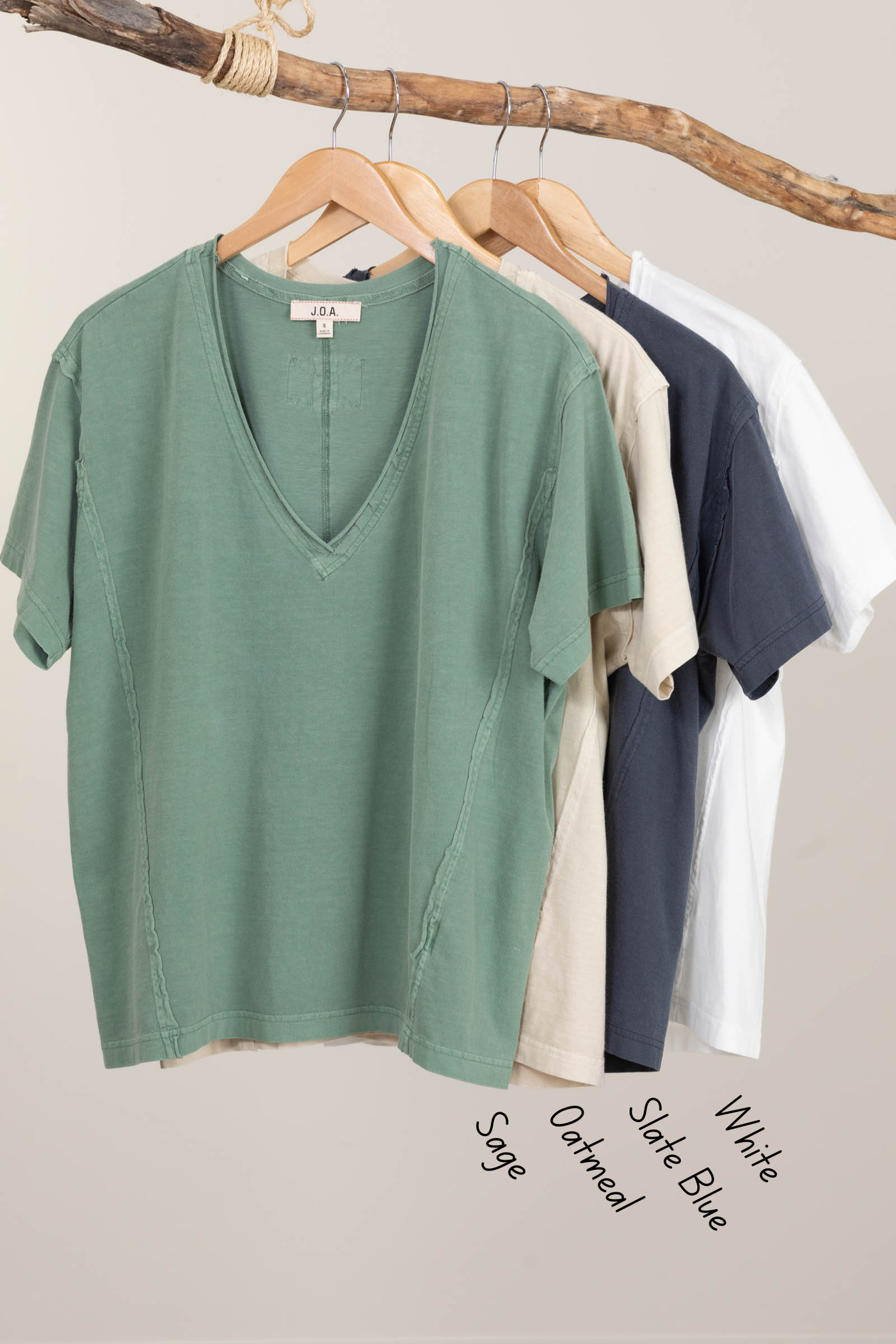 Washed Raw Edge V-Neck Short Sleeve Knit Tops