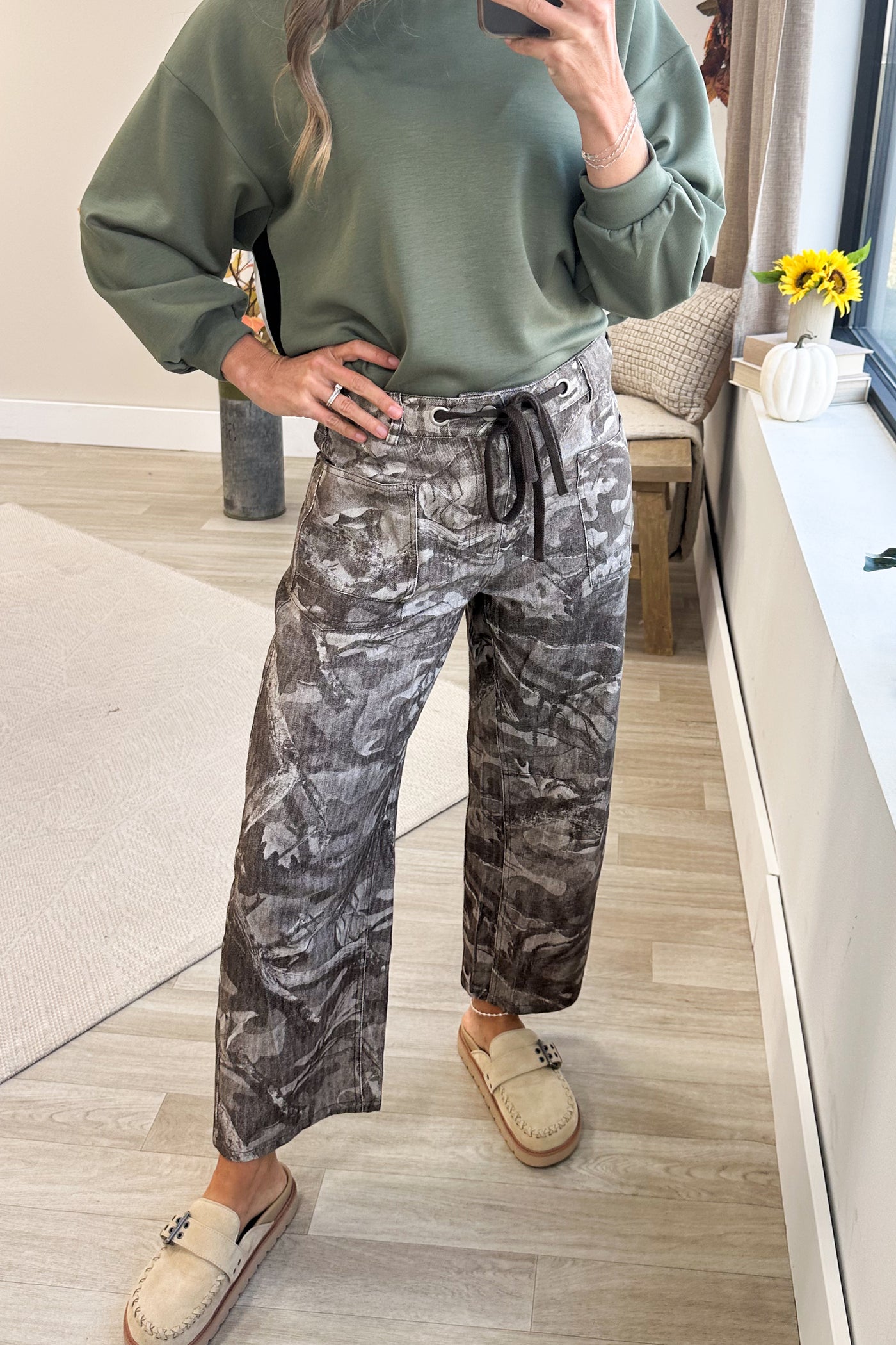 Brown Camo Drawstring Waist Barrel Pants