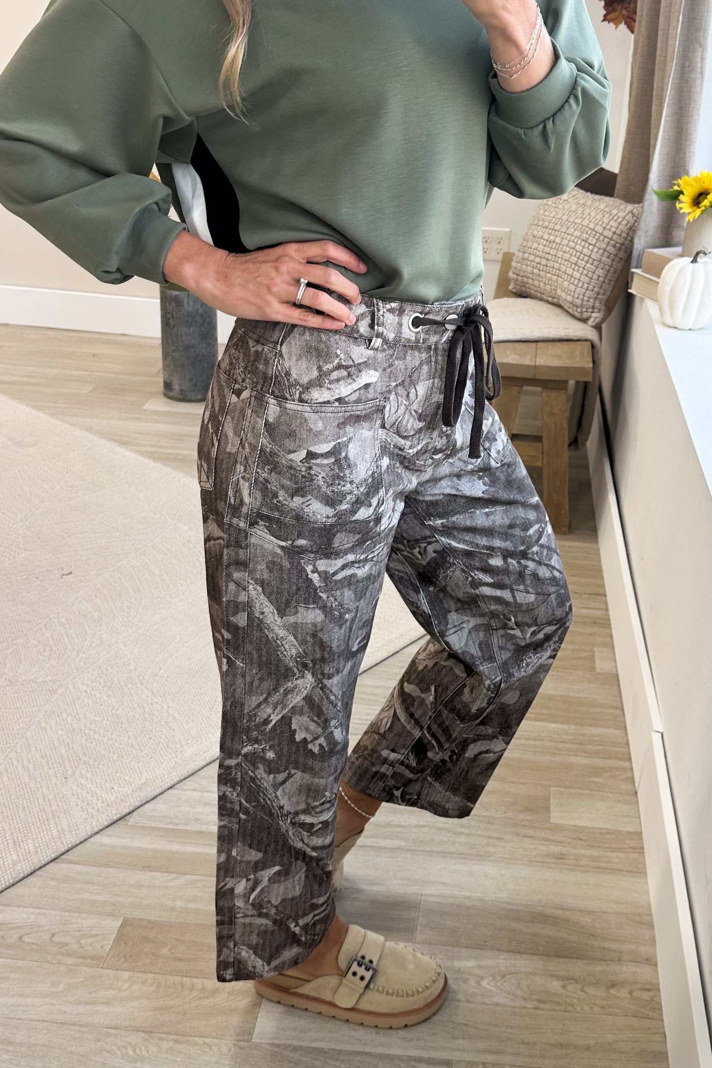 Brown Camo Drawstring Waist Barrel Pants