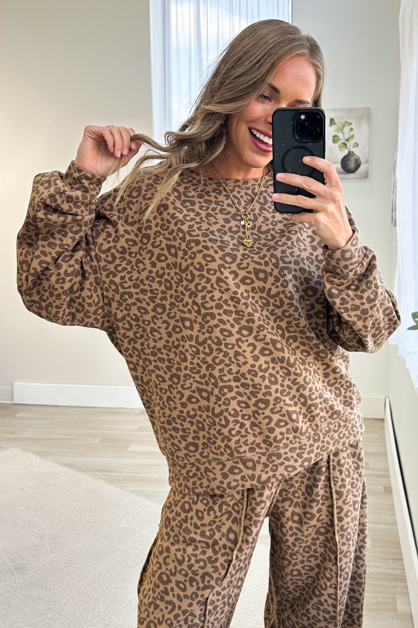 Leopard Print Relaxed Long Sleeve Sweatshirt