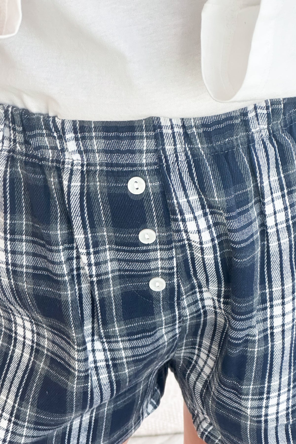 Plaid Knit Shorts With Button Detail