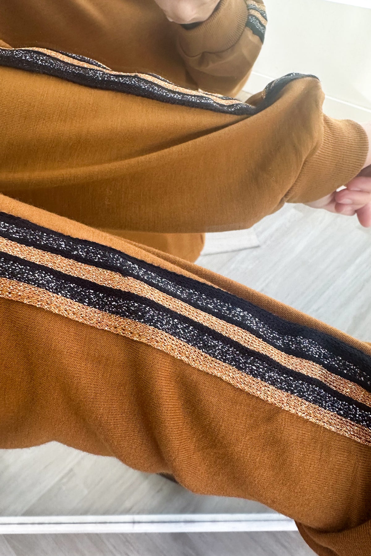 Cinnamon Long Sleeve Stripes Detail Knit Top