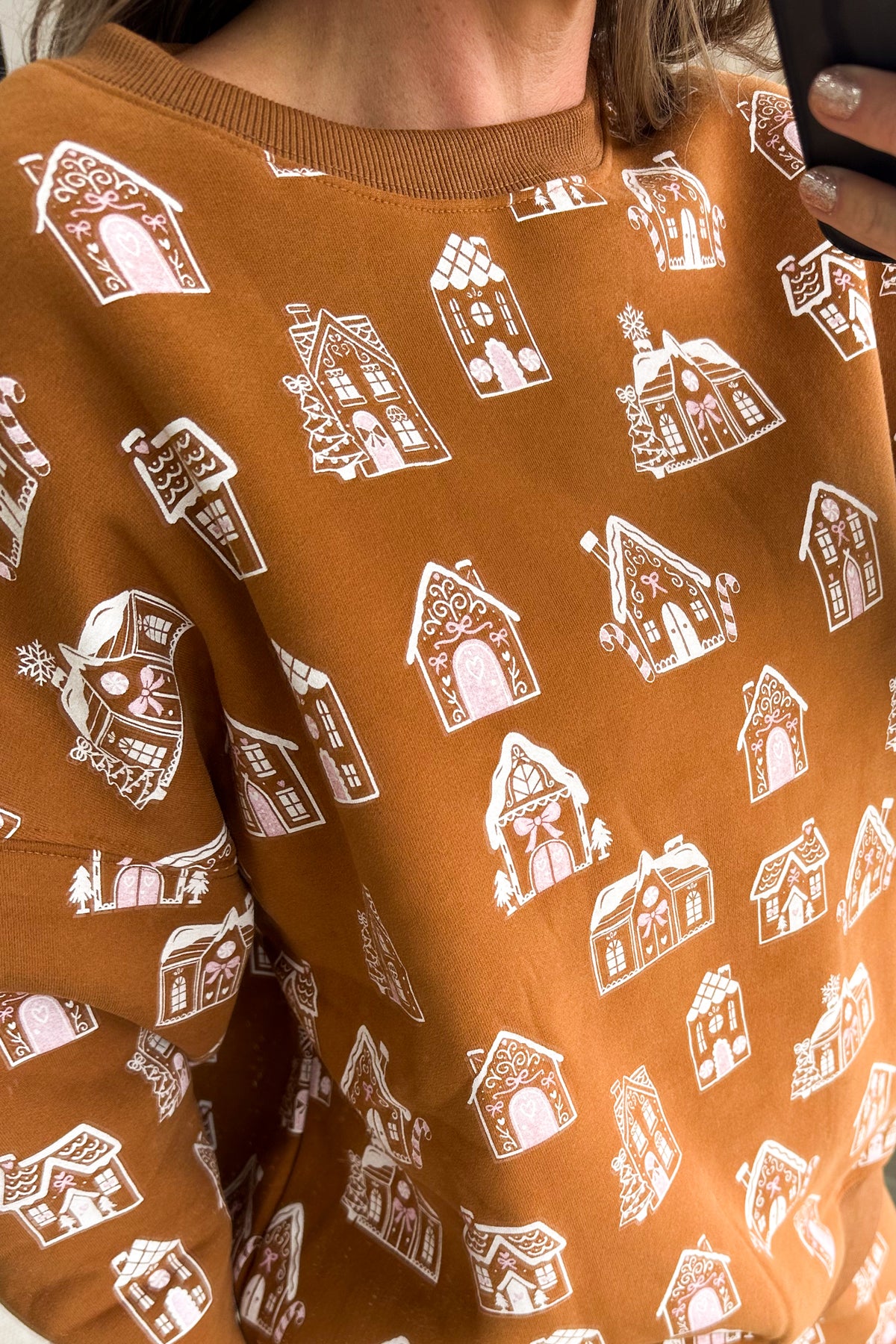Cinnamon Ginger House Printed Fleece Sweatshirt And Shorts Set
