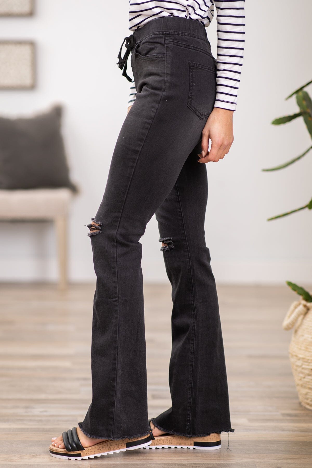 YMI Black Flare Jogger Jeans - Filly Flair