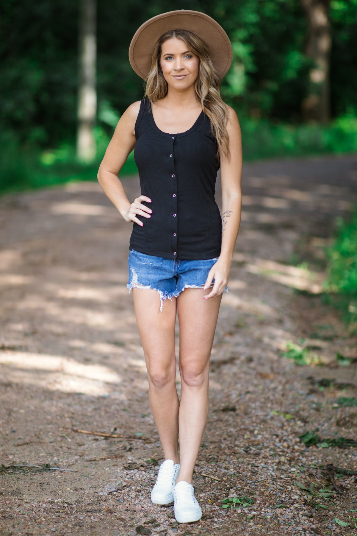 Black Fitted Tank With Snap Buttons - Filly Flair