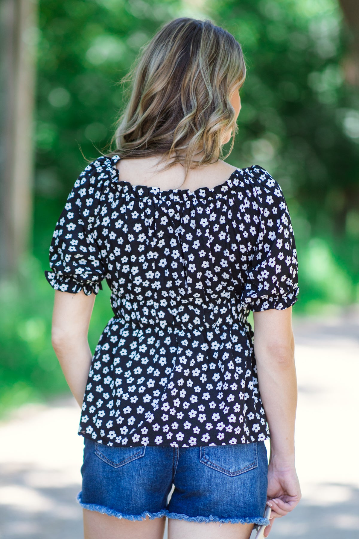 Black and White Floral Print Puff Sleeve Top - Filly Flair