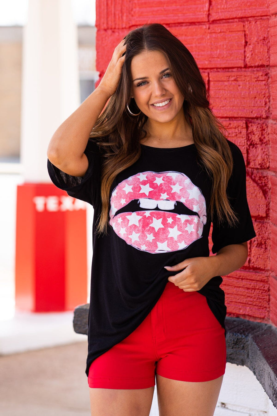 Black Lips and Star Graphic Tee - Filly Flair
