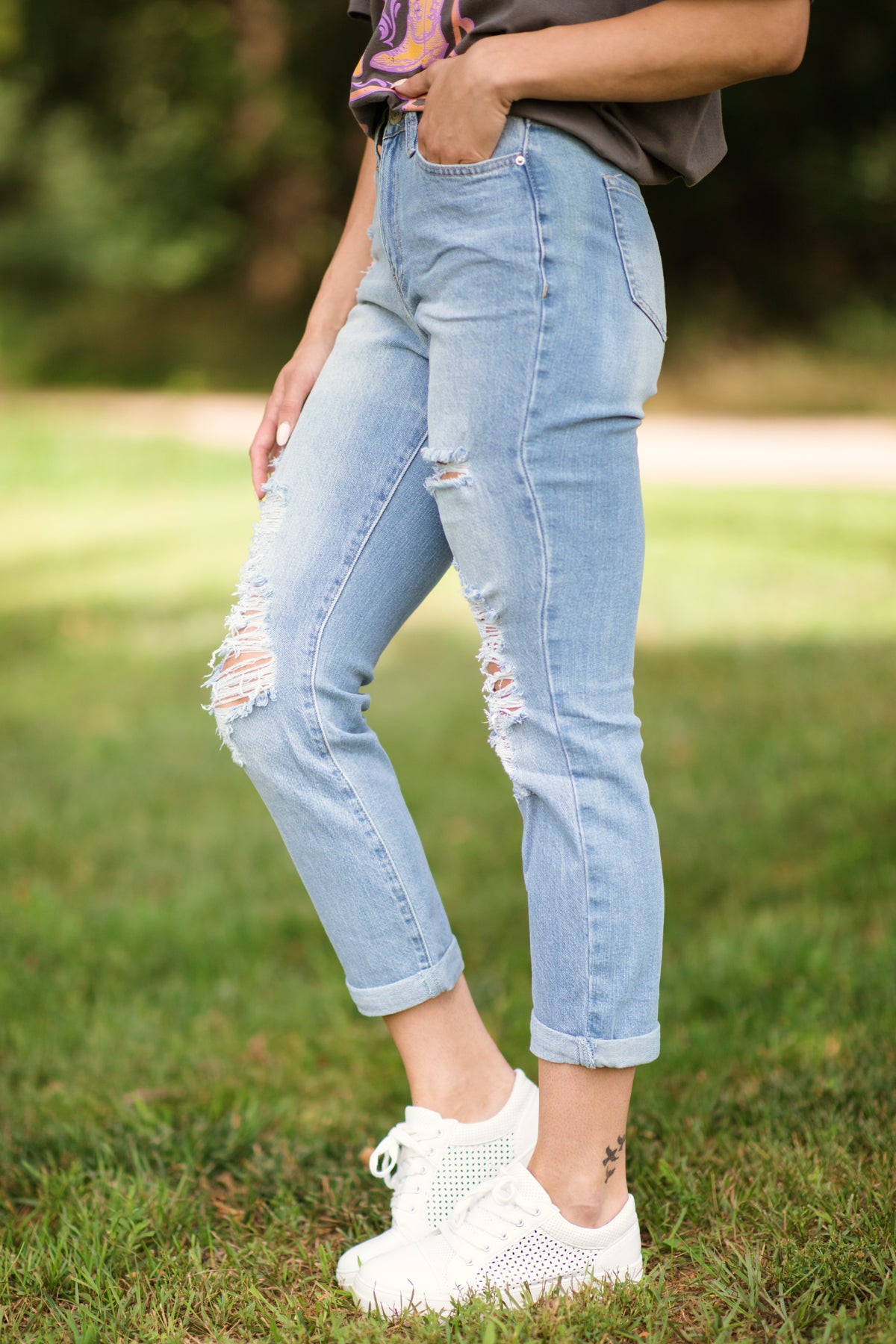 YMI Light Wash Mom Fit Ankle Jeans - Filly Flair