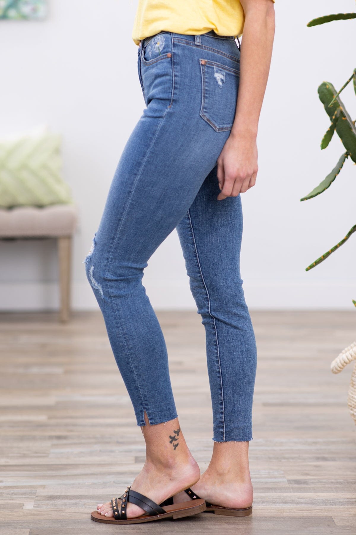 Judy Blue Dandelion Embroidered Jeans - Filly Flair
