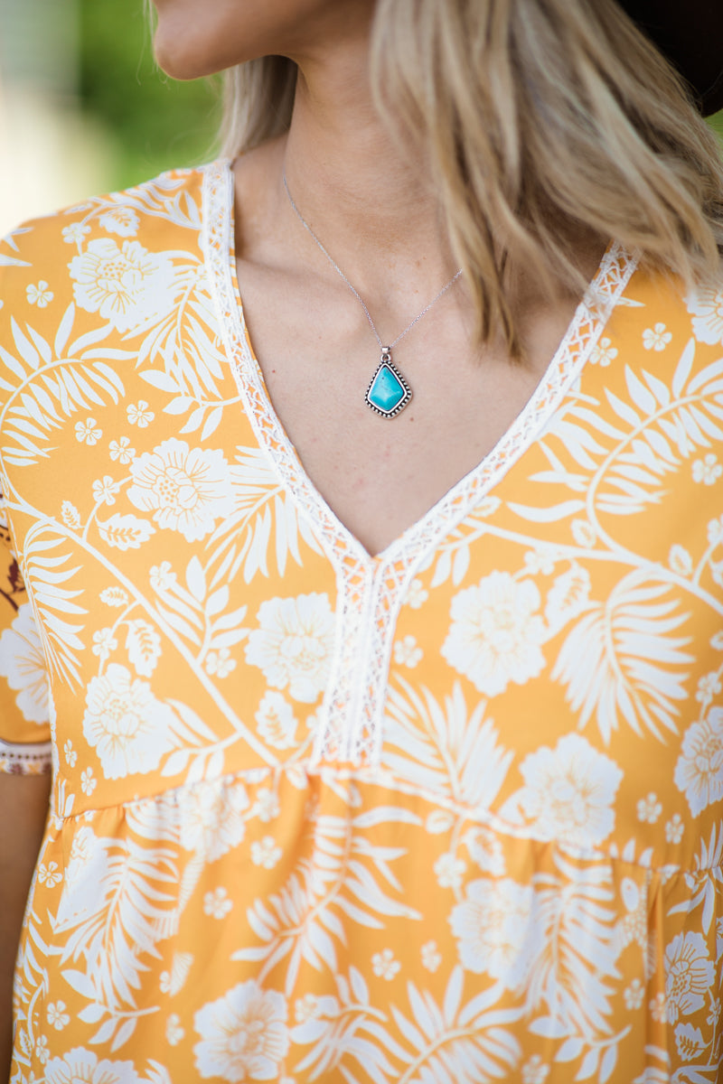 Turquoise Pendant Choker Necklace - Filly Flair