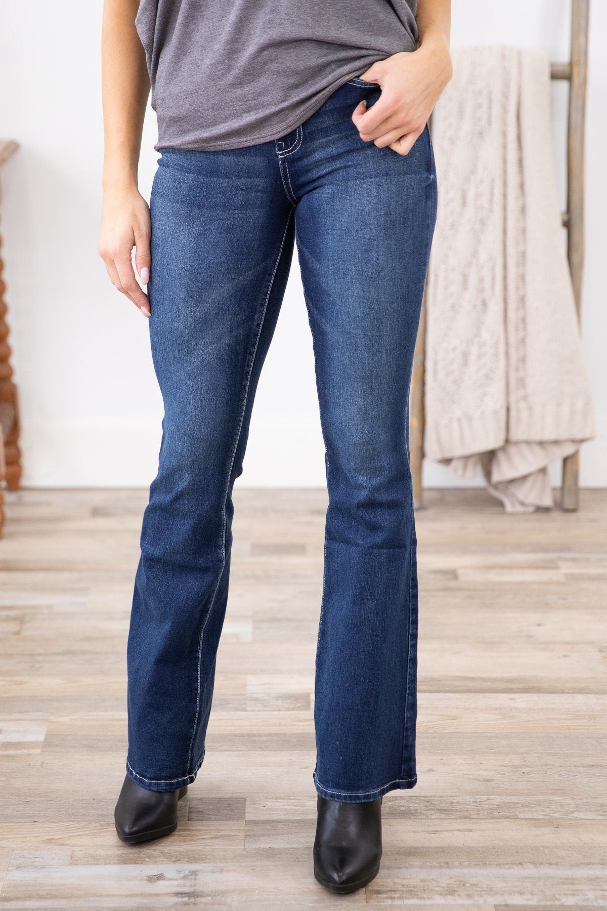 YMI Medium Wash Bootcut Jeans - Filly Flair