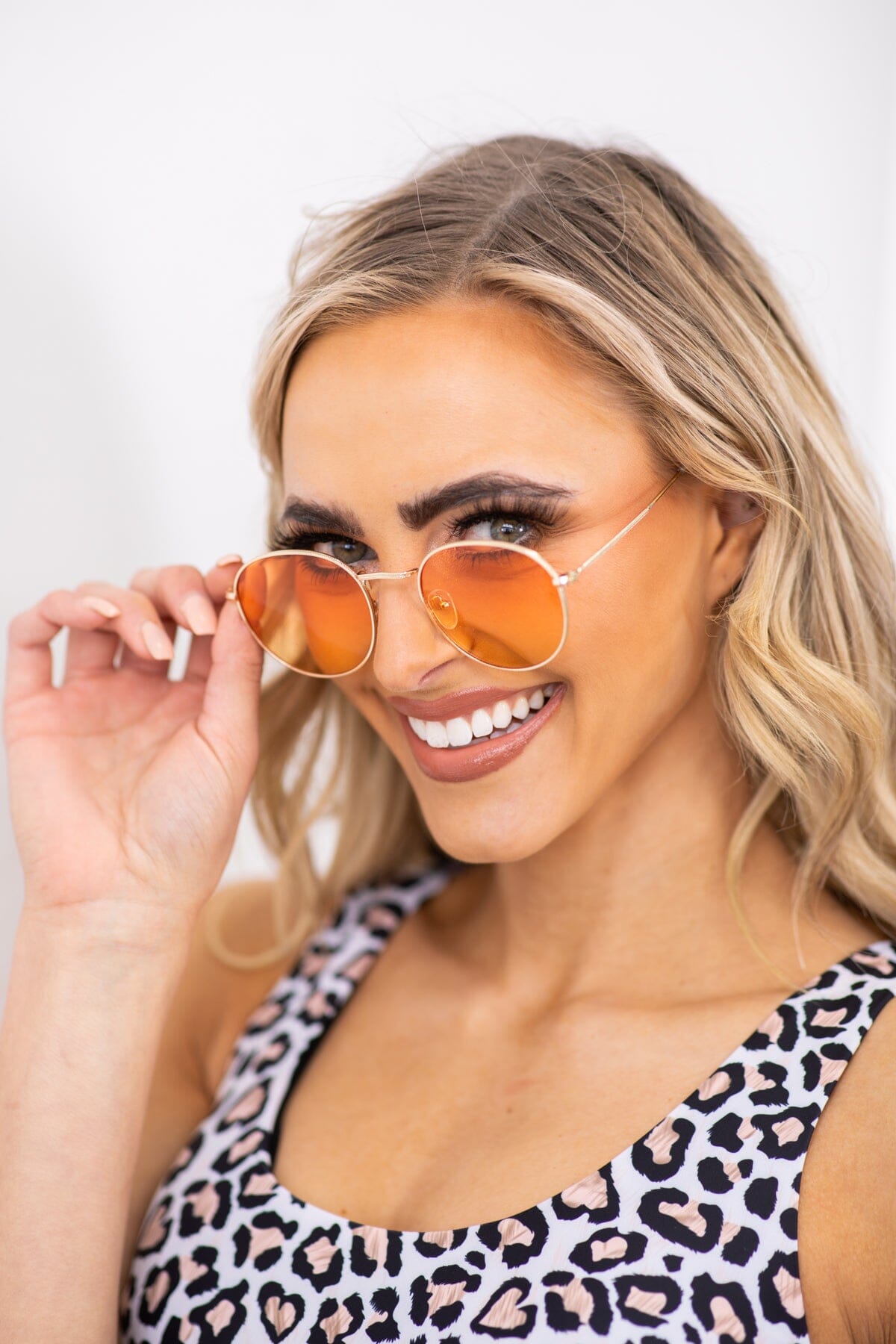 Peach Tinted Lens Round Frame Sunglasses - Filly Flair