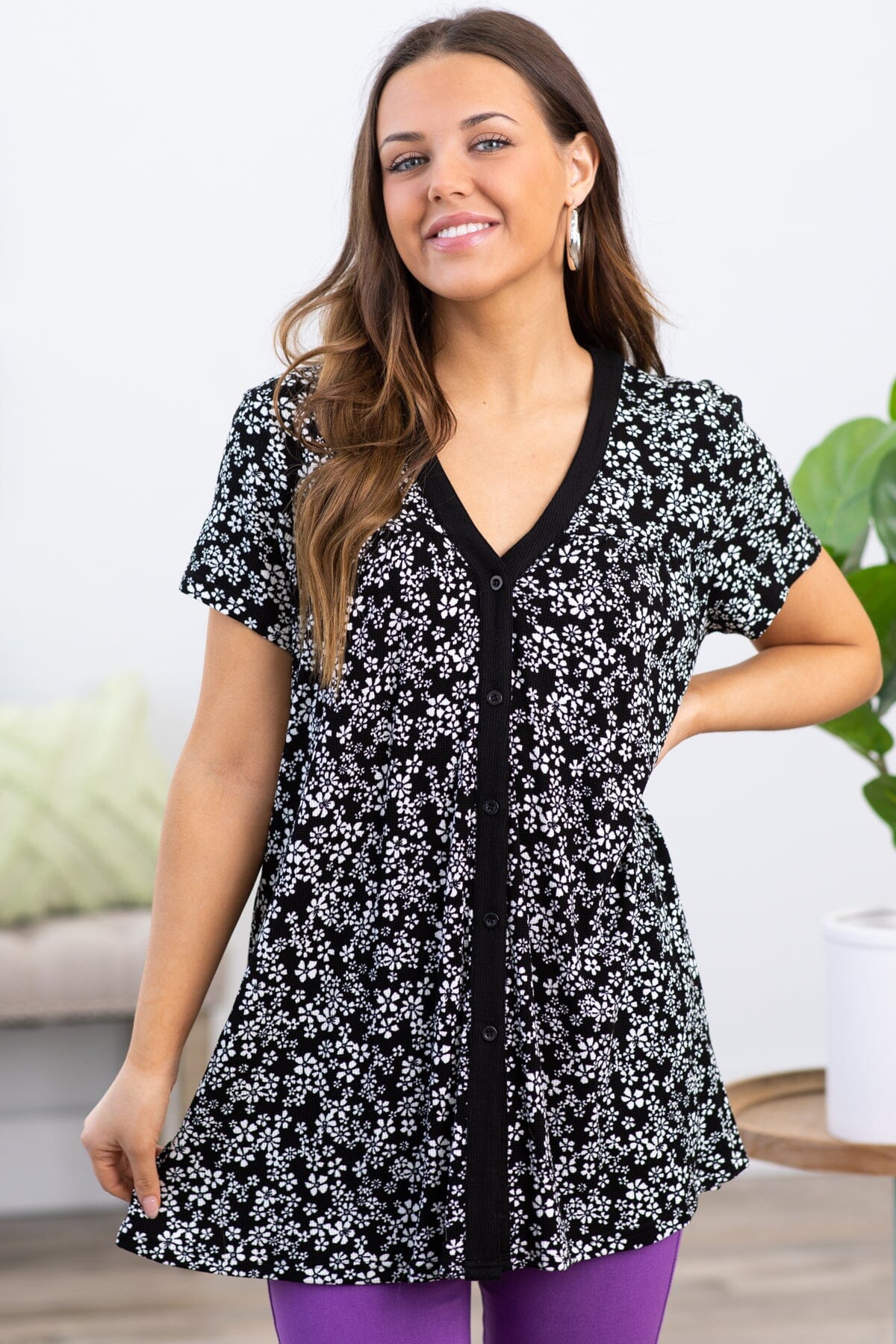 Black and White Ditsy Floral V-Neck Top - Filly Flair